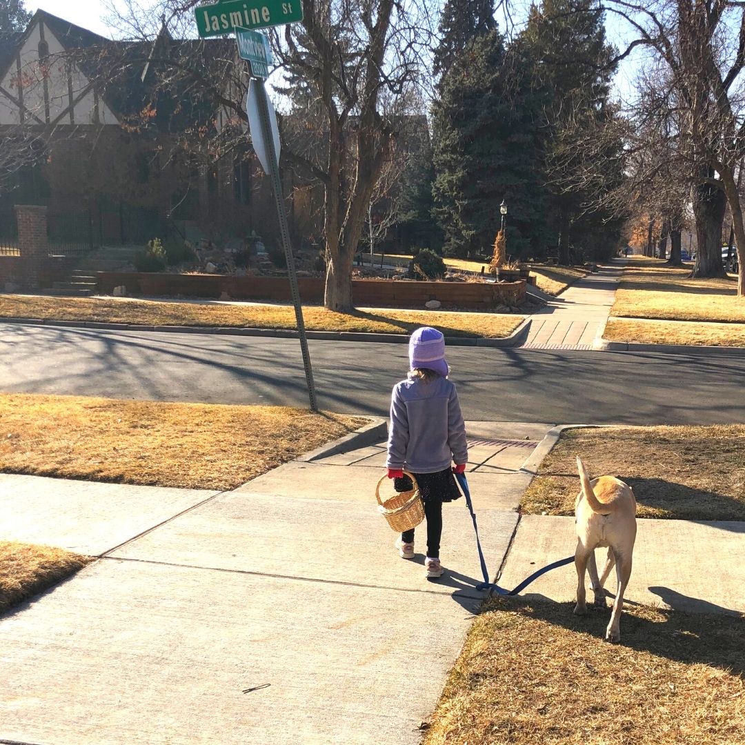 7 Ideas to Make Your Next Walk with Kids More Fun